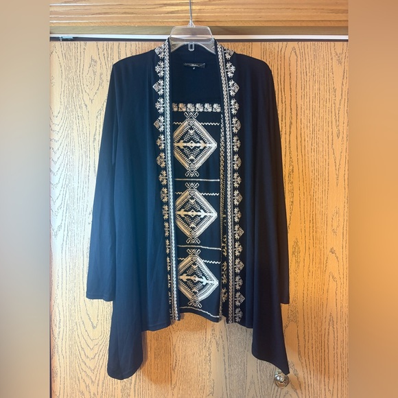 Andree by Unit Black & Cream Embroidered Boho Open Front Cardigan NWOT - Picture 1 of 7